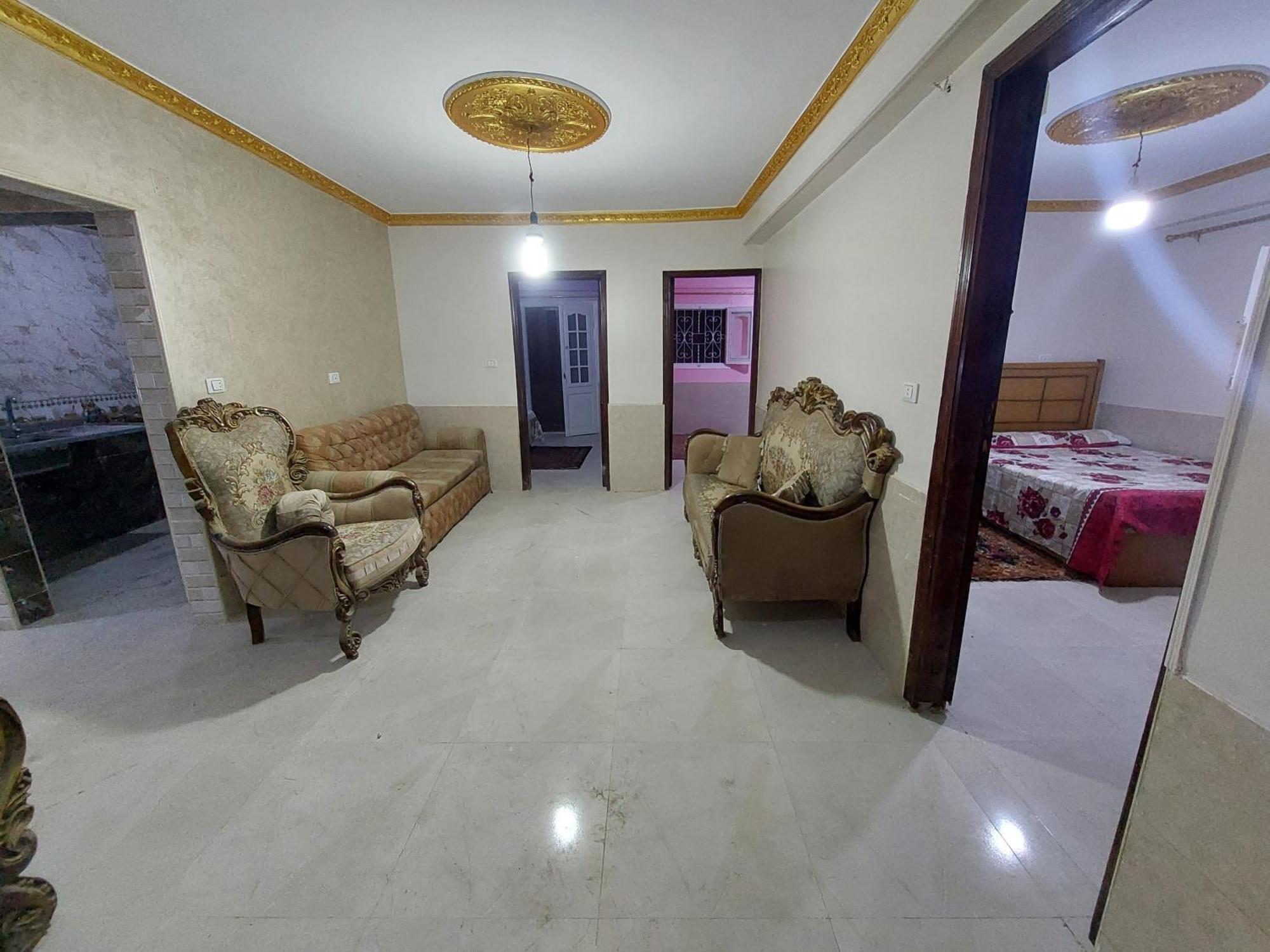 Sphinx Pyramids Apartment